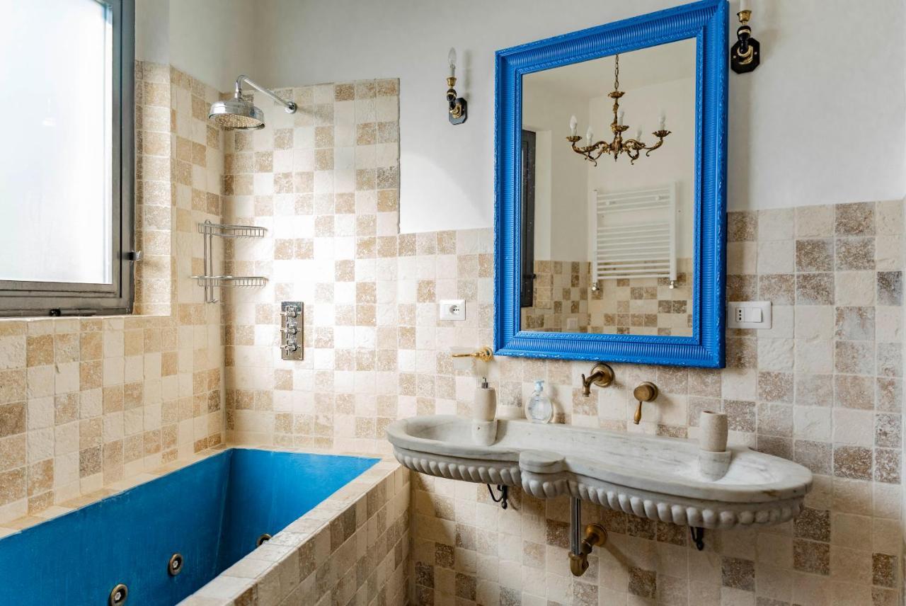 Sullago Appartamenti -Romantico Appartamento In Centro กัสติลโยเน เดล ลาโก ภายนอก รูปภาพ